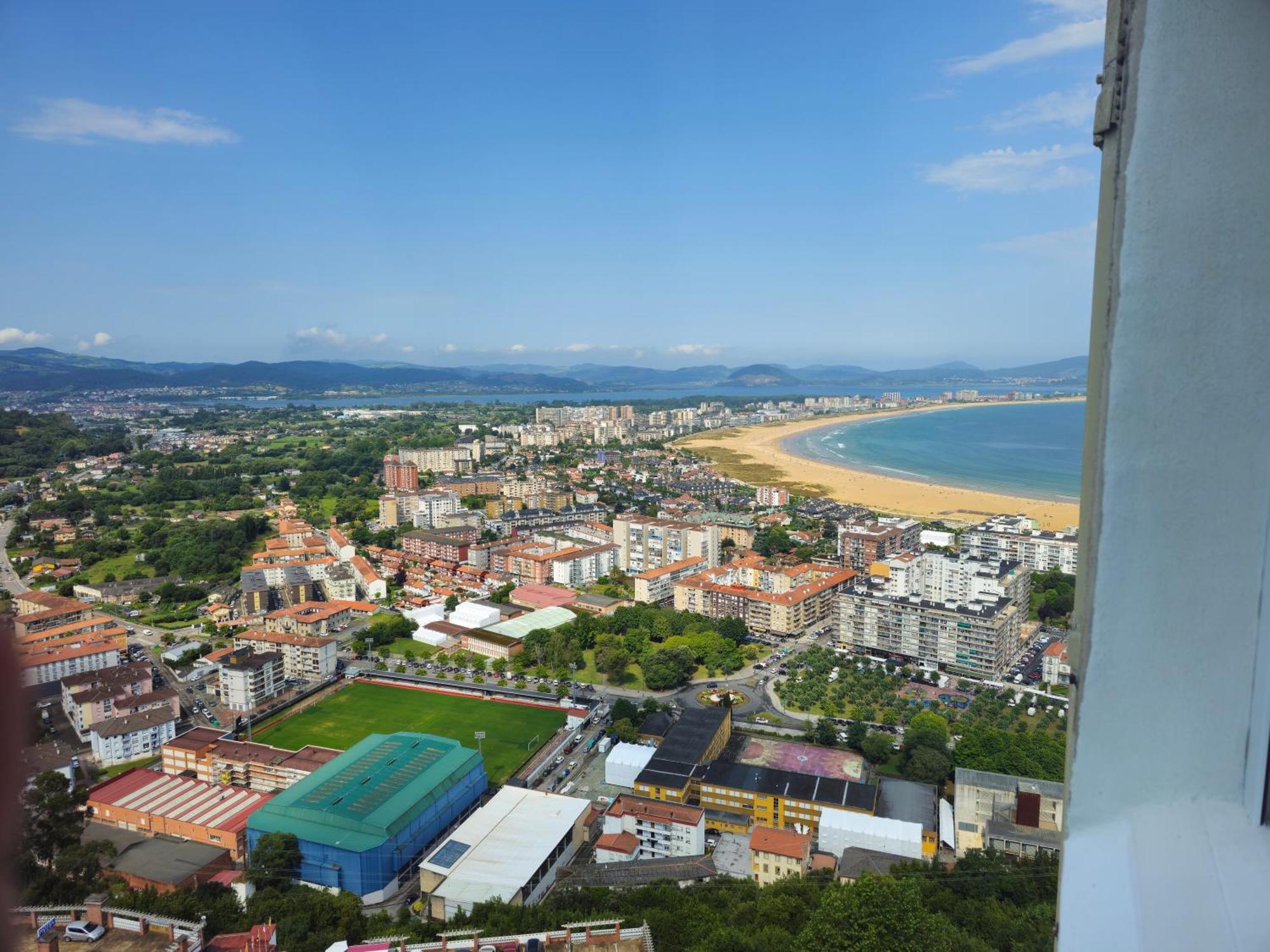 ラレードLa Torre, Vistas A La Bahiaアパートメント エクステリア 写真